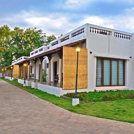 Thappa Garden Hotel Karaikudi Eksteriør billede